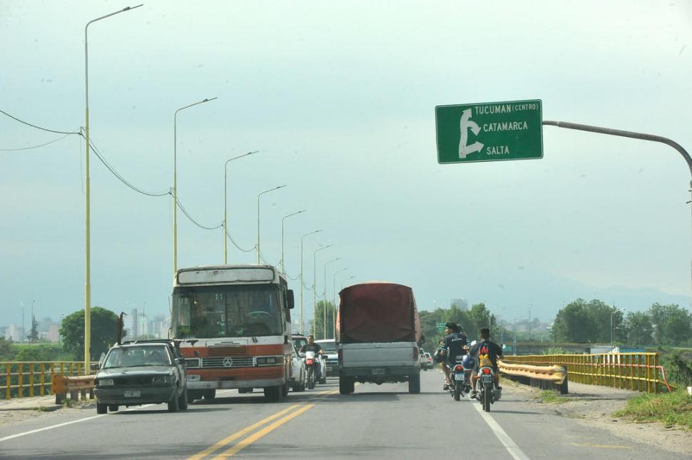 PUENTE BARROS. Con esto se encuentran los que vienen del aeropuerto.