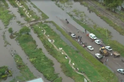 Después del temporal: aún hay evacuados y rutas intransitables