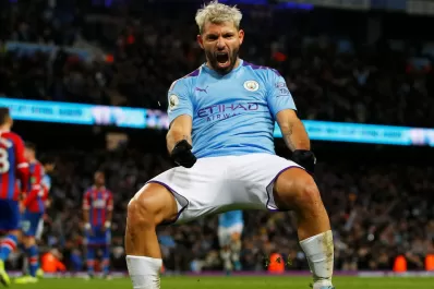 Agüero se convirtió en el cuarto goleador histórico de Premier League tras doblete en City