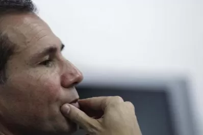 Nisman: silencio desde el oficialismo y reclamo por “justicia” desde la oposición