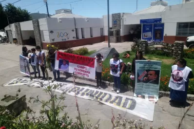 Víctimas de la impunidad se manifestaron en la municipalidad de Tafí Del Valle