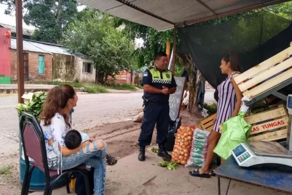 Los policías resuelven problemas familiares