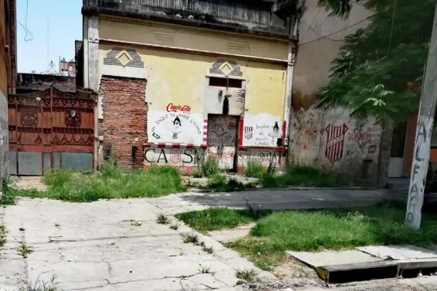 Ruta en mal estado cerca de Colalao del Valle