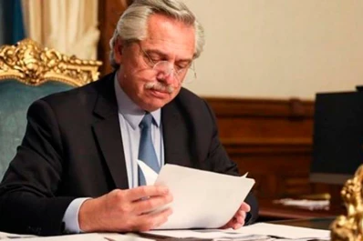 Fernández viaja a Israel, su primer destino internacional desde que asumió la Presidencia