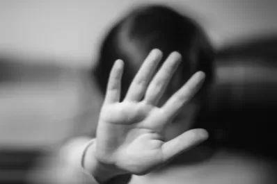 Prisión preventiva para un hombre que abusó de su hija durante seis años