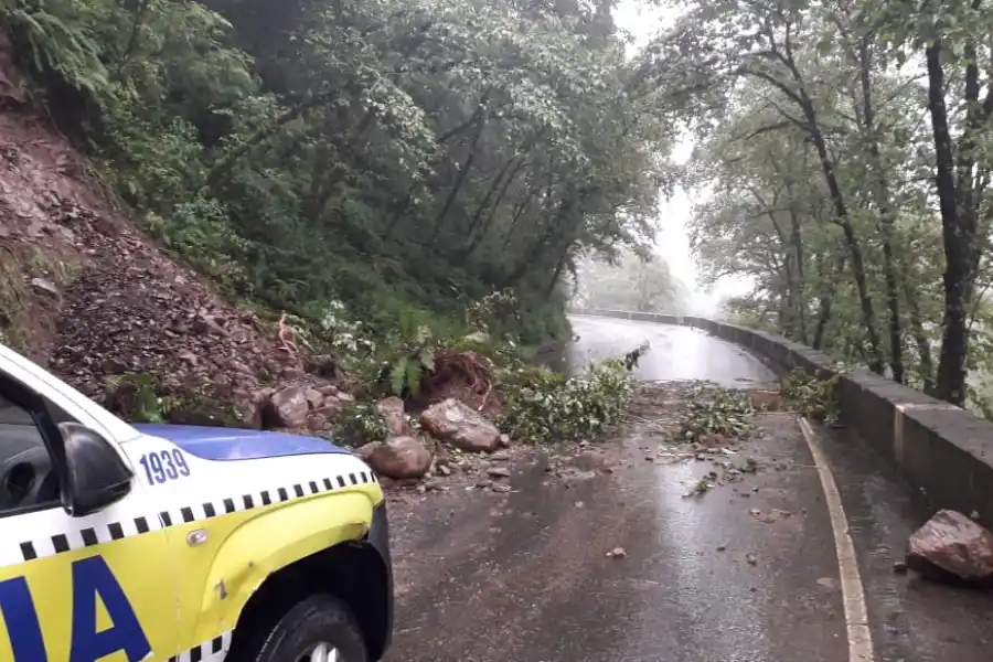 Por tiempo indeterminado: dos derrumbes mantendrán cortada la ruta hacia Tafí del Valle