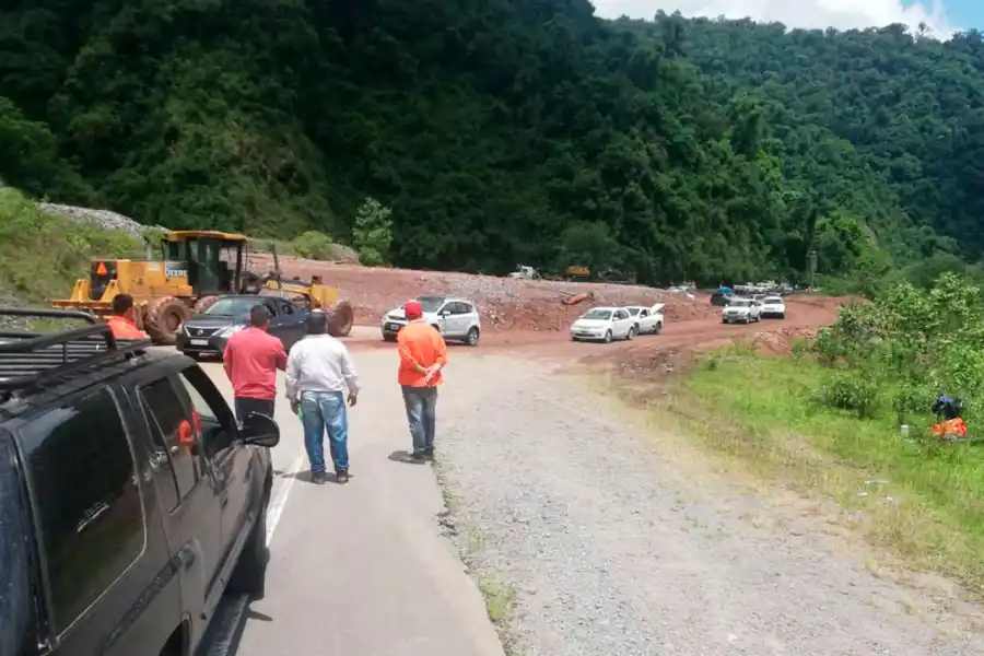 Tras la habilitación, la ruta a Tafí del Valle está saturada de vehículos