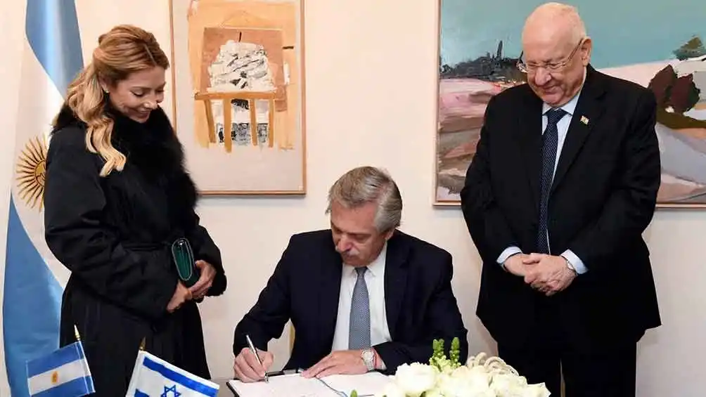 Fernández, en Israel: Nuestro compromiso por saber la verdad sobre lo que pasó en la AMIA es absoluto