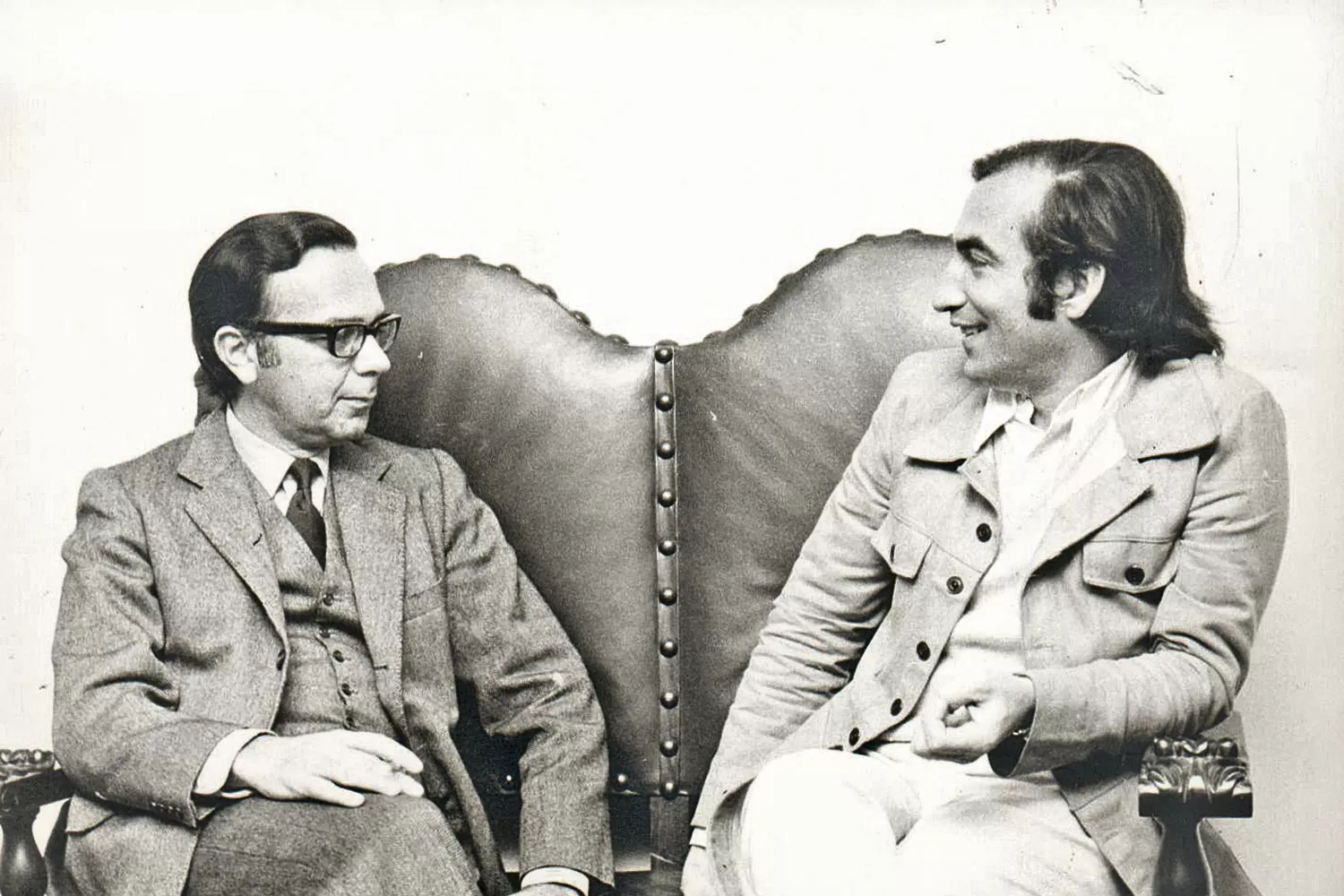 EN NUESTRO DIARIO. Tomás Eloy, entrevistado por Daniel Dessein en 1972 y 1973.