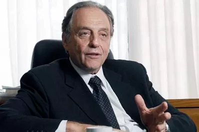 Heller: necesitamos una negociación de la deuda muy firme y muy responsable