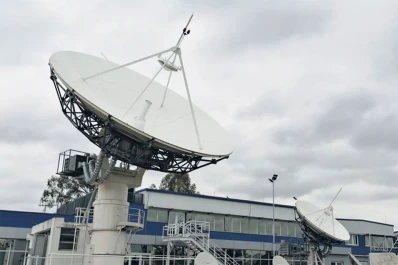 Se atrincheró en la Arsat el presidente designado por Macri y se niega a renunciar