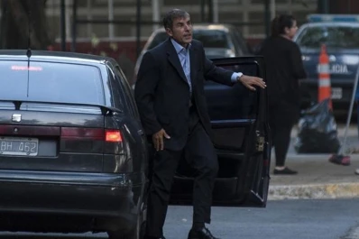 Una empresa desmiente estar involucrada en el hallazgo del sobre con U$S 10.000