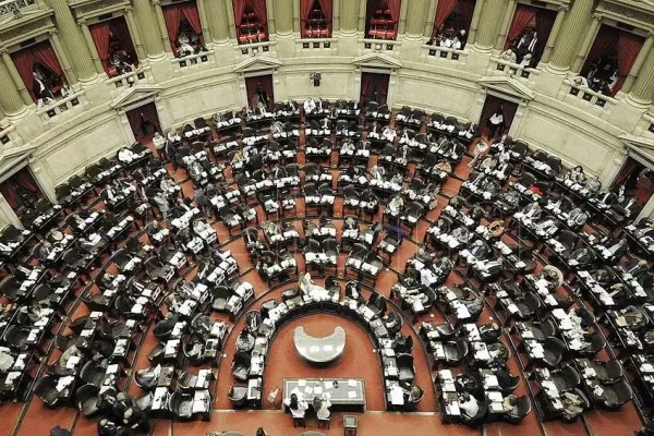 En vivo: se aprobó el proyecto que habilita la renegociación de la deuda