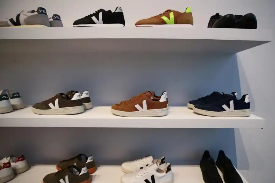 VEGANAS. Zapatillas que no contienen ningún material derivado de animales. 