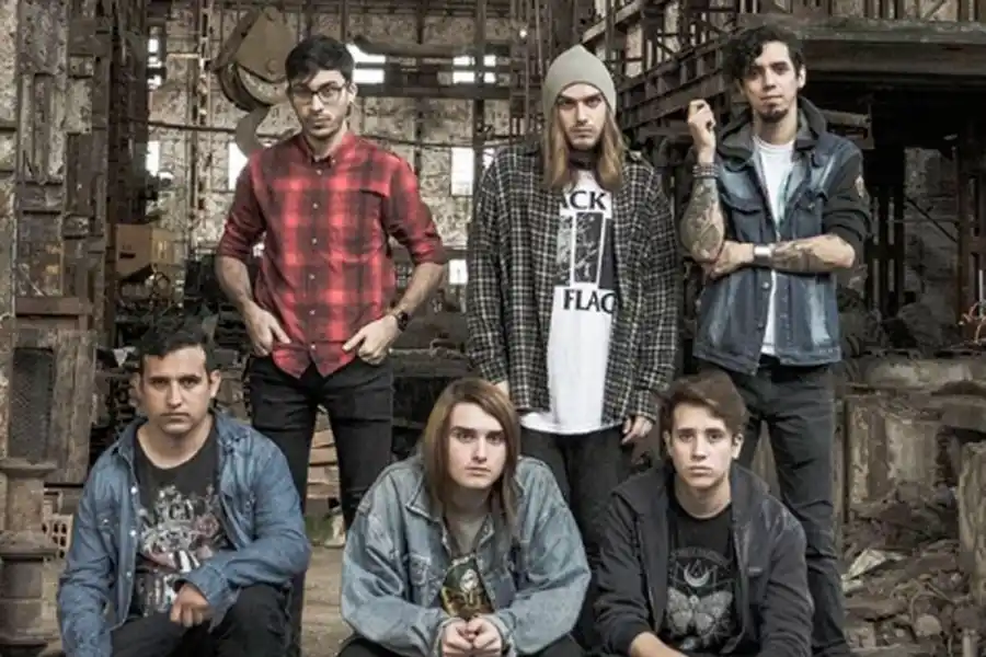 LA BANDA. El grupo de música en el que está Mauro. 