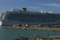 Por un posible caso de coronavirus, bloquean en Italia un crucero con 6.000 pasajeros