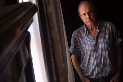 El constitucionalista Iriarte instó a los legisladores a dar a conocer sus asesores