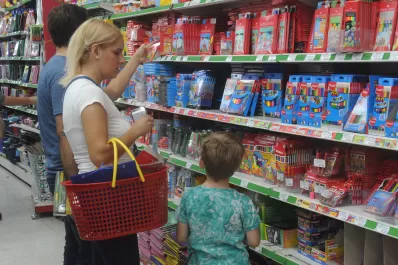 La canasta escolar cuesta un 48% más que en 2020