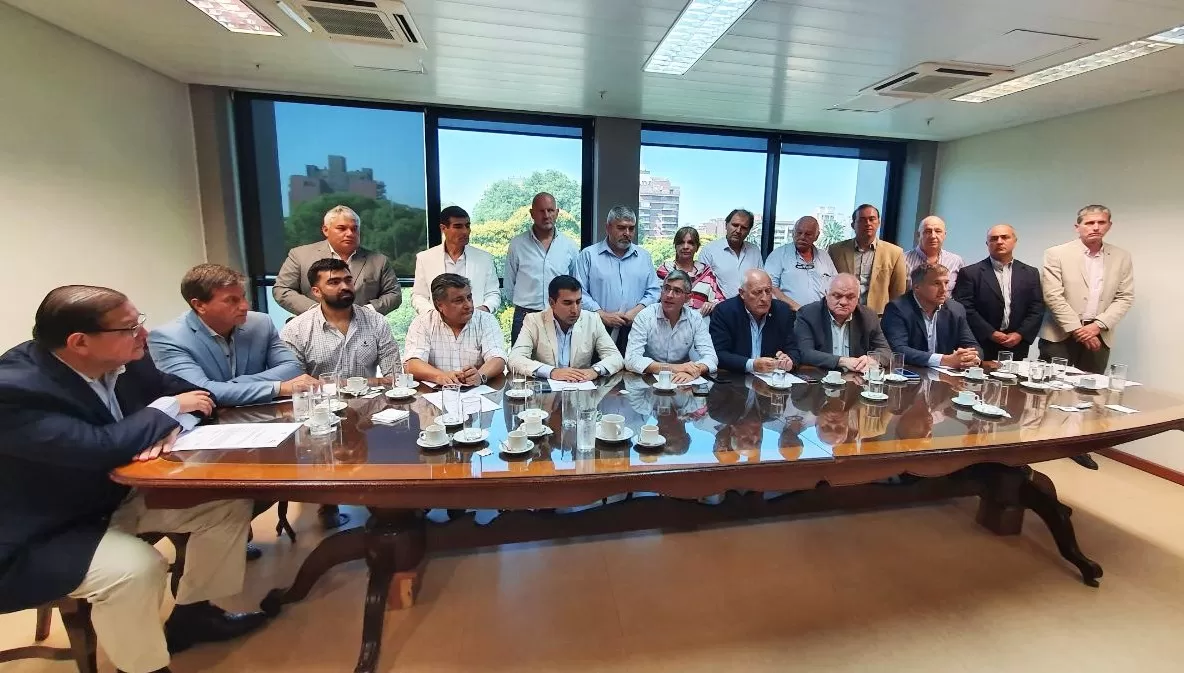 La oposición le respondió a Acevedo: confunde discrecionalidad con discriminación