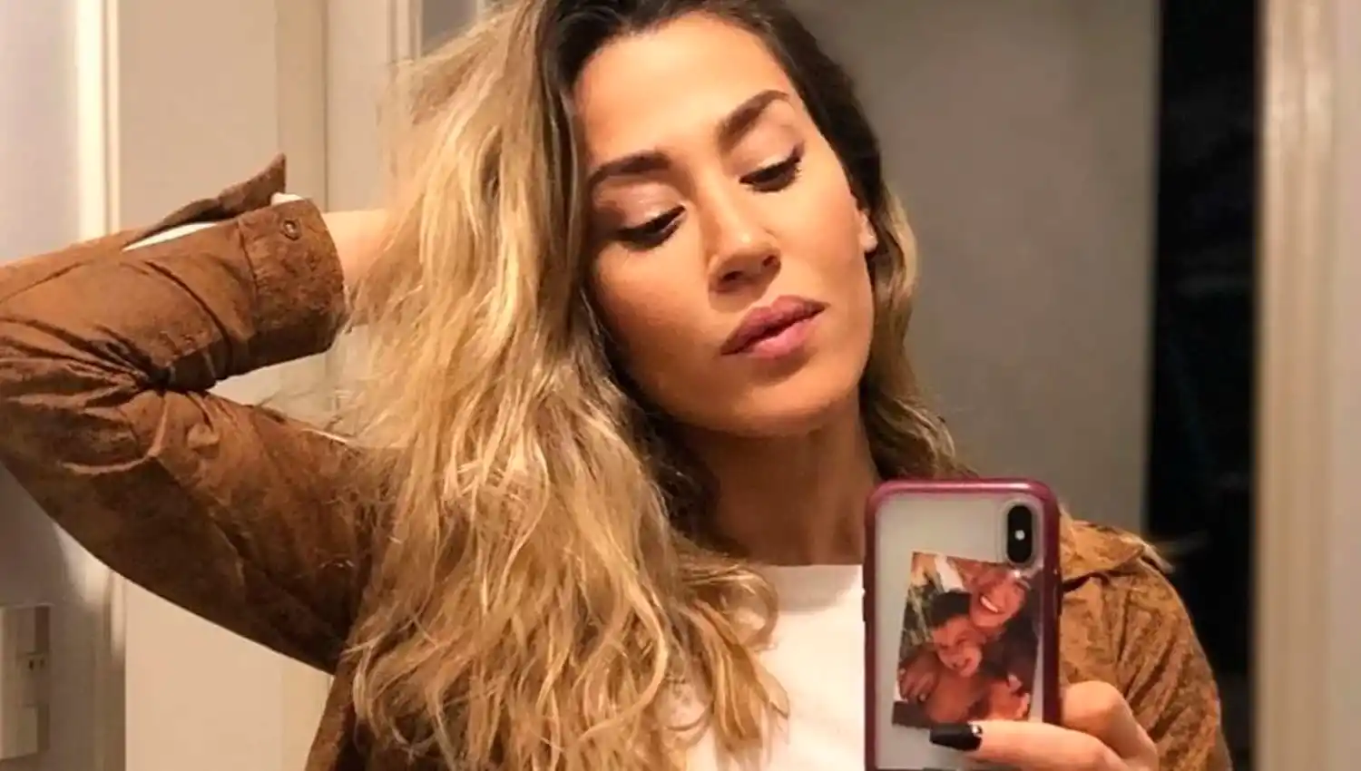 Jimena Barón, en el centro de la polémica sobre la prostitución por un afiche