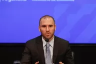 Por la deuda, Economía busca asesoramiento