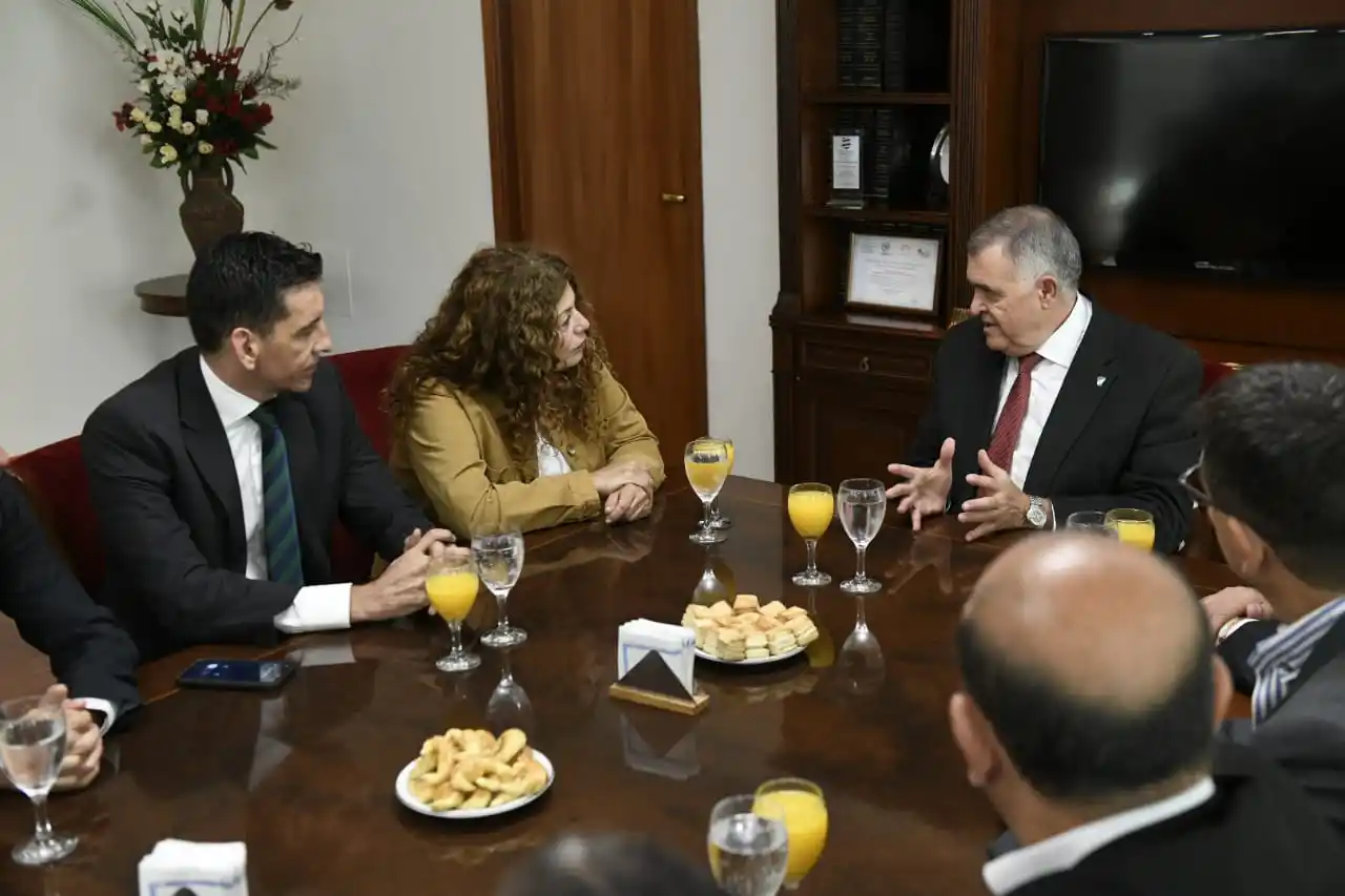 Si alguien joven toma mucho alcohol, realmente tiene muchos problemas, dijo la titular del Sedronar