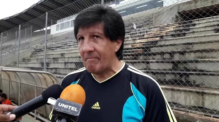 ENTRENADOR. Marrupe, que dirigió en el fútbol tucumano, hoy reside en Bolivia. FOTO DEL FACEBOOK NACIONAL B BOLIVIA