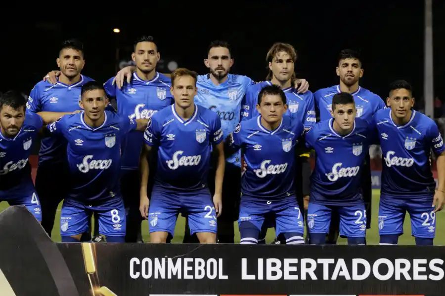 EL PRIMERO. Sánchez jugó su primer partido en Libertadores en Asunción, ante Libertad, en la temporada 2018.