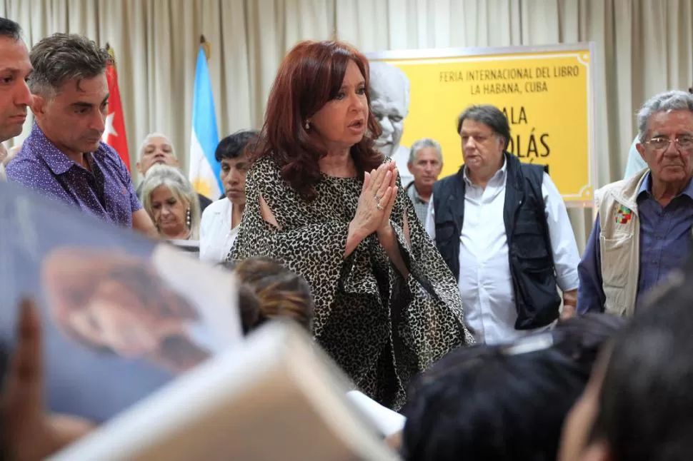 LA VICEPRESIDENTA. Cristina Fernández volvió a embestir contra las políticas del FMI. 