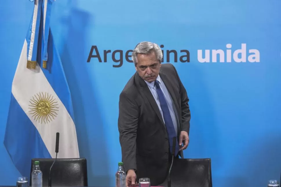 DECRETO. El presidente Alberto Fernández antes de la conferencia de prensa en la que anunció la nueva fórmula para el aumento de las jubilaciones. telam 