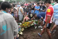 Despidieron los restos del joven asesinado por el trapito en Villa Luján