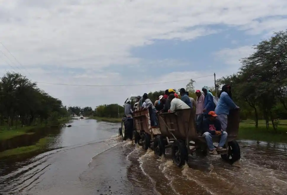 ANGUSTIAS. Además de los estragos que provocan las crecidas, en el pueblo también se sufre por la falta de trabajo. 