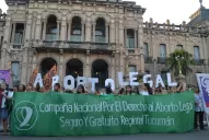 En Twitter se marca el pulso del pañuelazo por la legalización del aborto