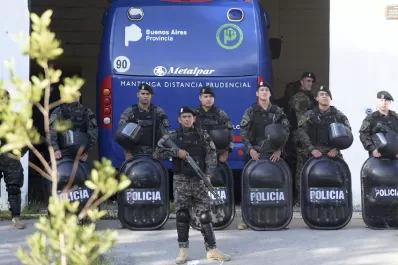 Según Máximo Thomsen, él y sus amigos están condenados por la sociedad y los medios