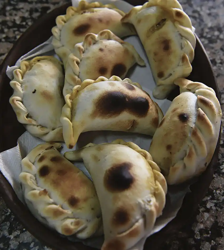 Calentitas y jugosas: así se prepara una buena empanada