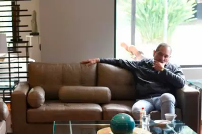 Después de siete meses, José Alperovich volvió a aparecer en sus redes sociales