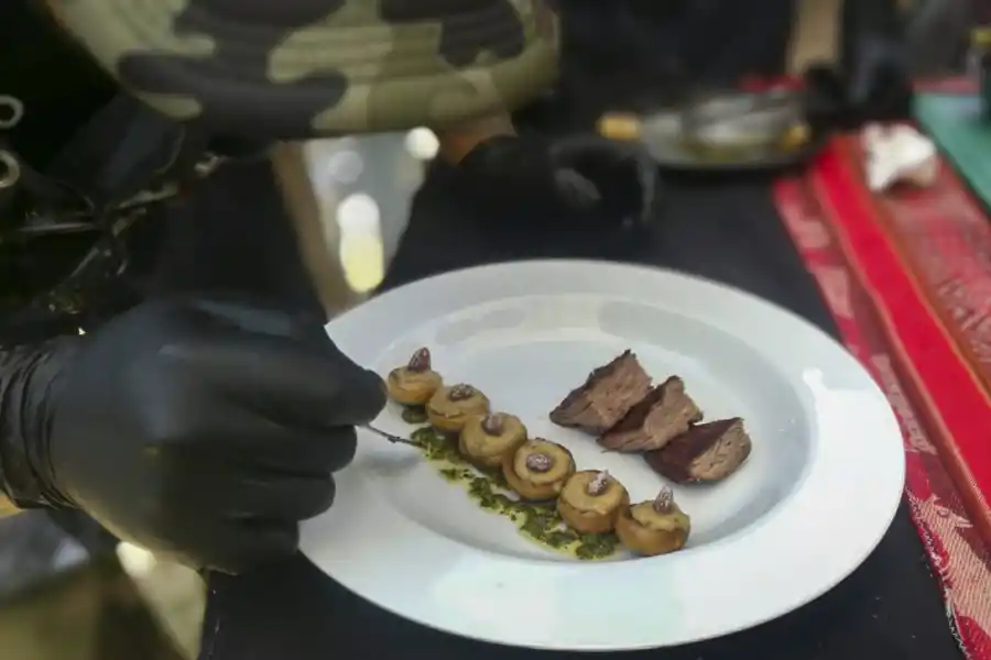 Vacío con hongos rellenos, otro de los platos que tuvieron que presentar.