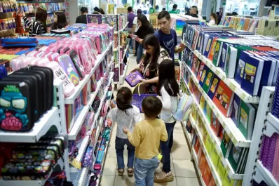 ¡A clases! Los precios acordados aliviaron un poco la canasta escolar