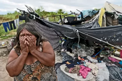 El voluntariado de un grupo de jóvenes le da pelea al abandono en las márgenes del Salí