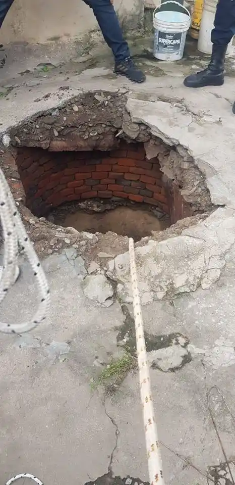 Una mujer cayó a un pozo de 10 metros en San Pablo