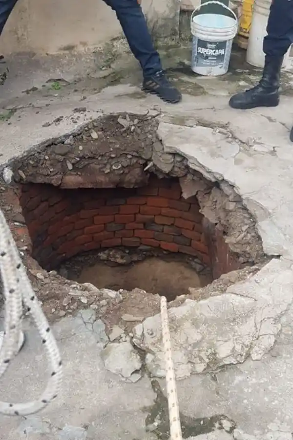Una mujer cayó a un pozo de 10 metros en San Pablo