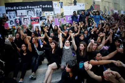 México: la rabia por los femicidios estalla en un paro de mujeres