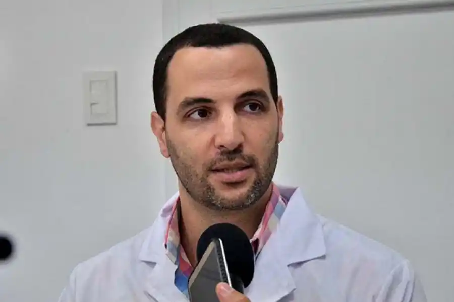 Javier Semrik, médico urólogo.