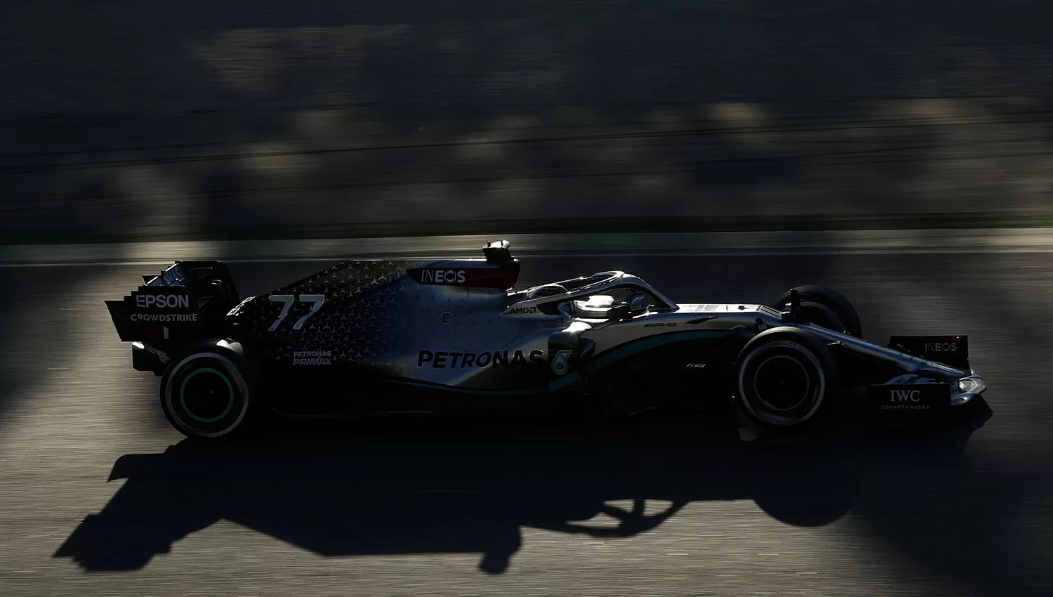 A 20 días del comienzo de la temporada, el finés Valtteri Viktor Bottas marca los mejores tiempos en Barcelona con Mercedes. (REUTERS)