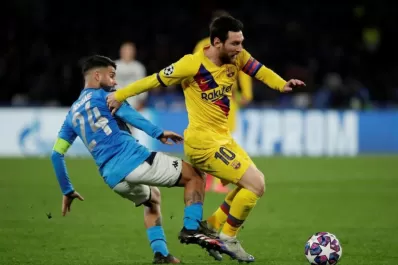Messi, anulado por Napoli