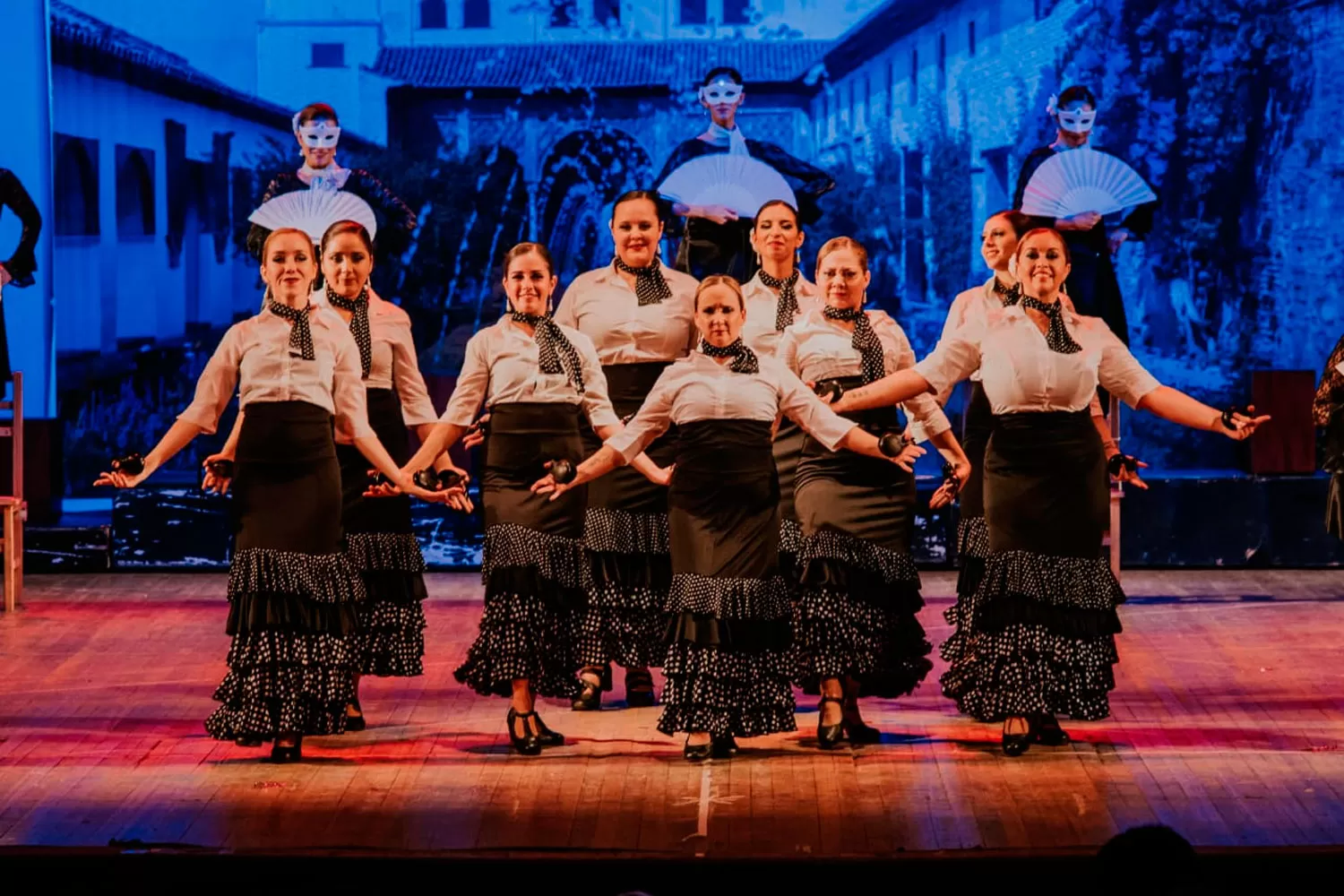 Celebran el Día de Andalucía con música y danza