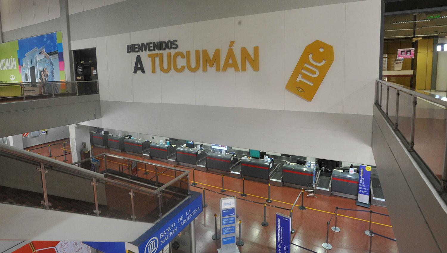 Coronavirus: así son los controles a los pasajeros en el aeropuerto tucumano 