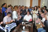 Paga una cláusula y dicta la conciliación para que haya clases