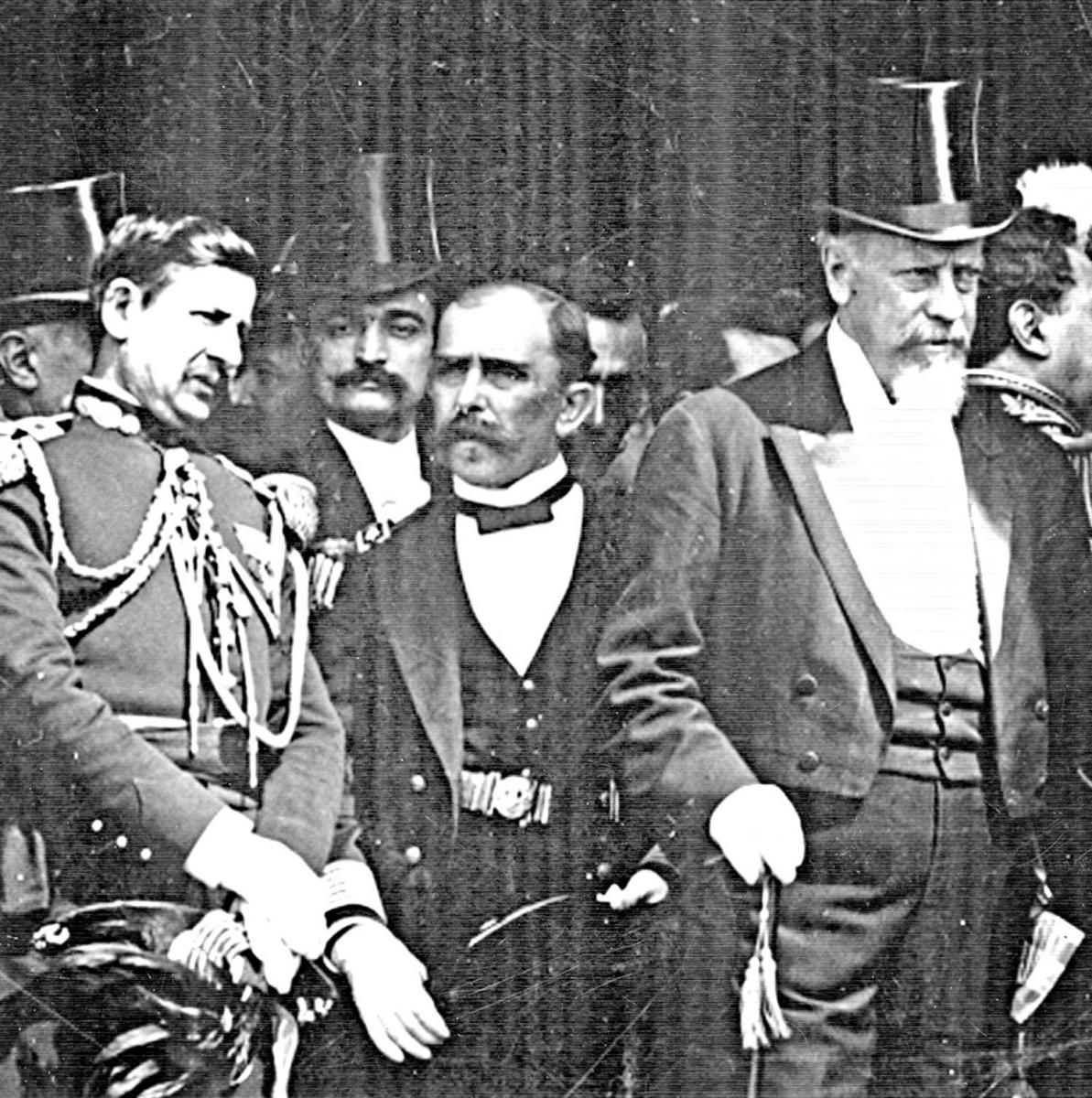 EN LA COMITIVA DE ROCA. A la izquierda, el diputado nacional Soldati en 1900, en la comitiva del presidente Julio Argentino Roca.
