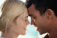 Violet y Finch: el amor se abre camino en las peores circunstancias